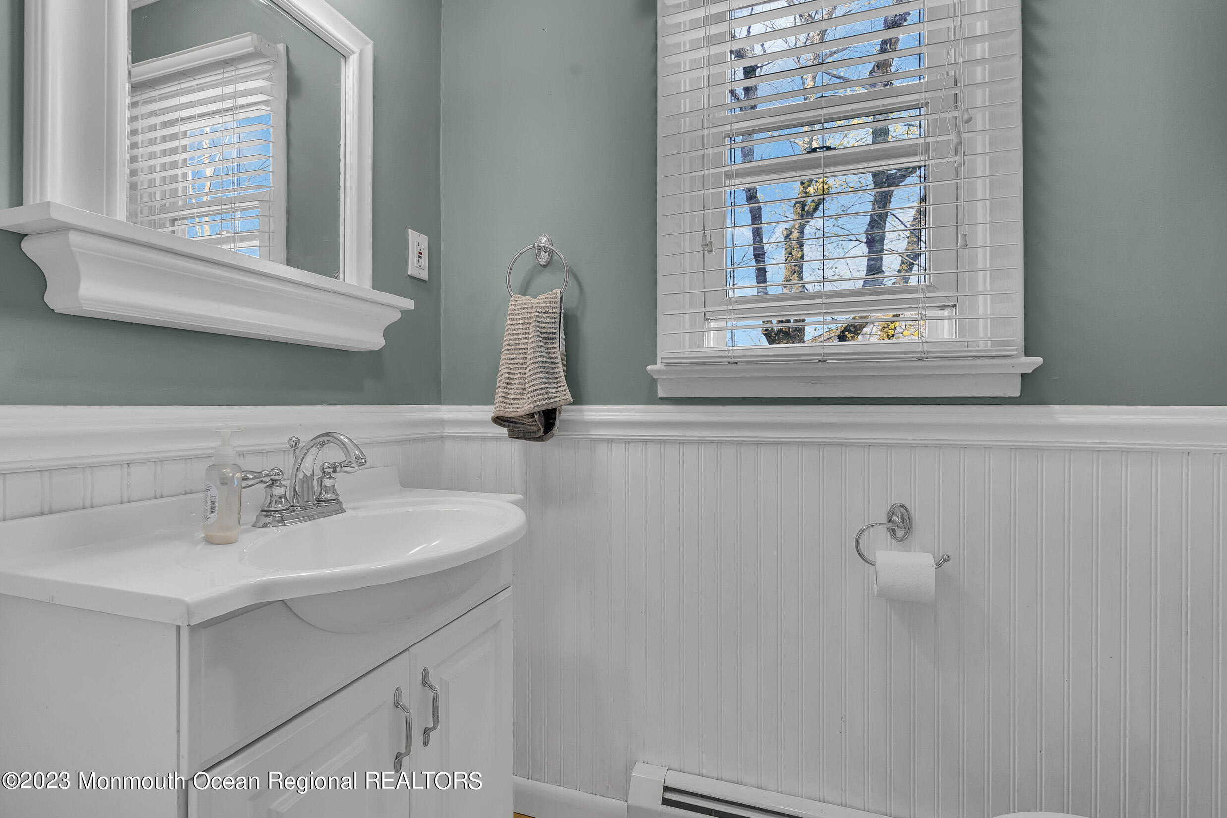 104 Lark Road Toms River, NJ 08753 - Photo 10 of 34 5 (6)