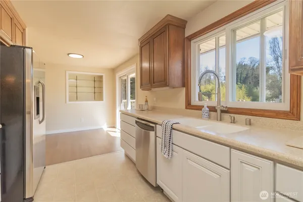 $739,950 | 11834 8th Avenue South, Seattle, WA 98168