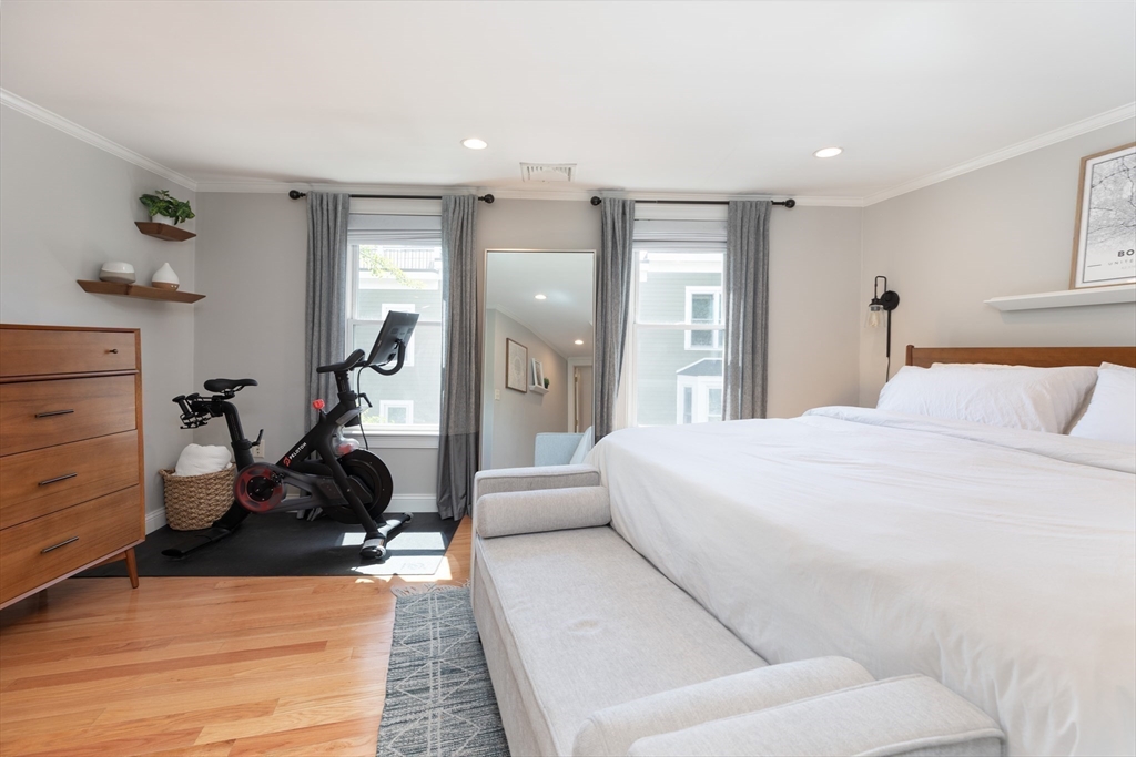 52 Warren Street, Unit 3 Boston, MA 02129 - Photo 6 of 15 Gallery Image 6