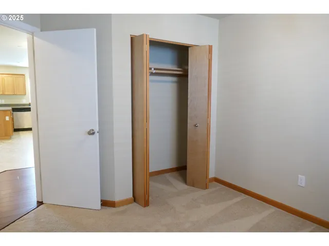 $439,000 | 90 Northwest Birch Avenue, Warrenton, OR 97146