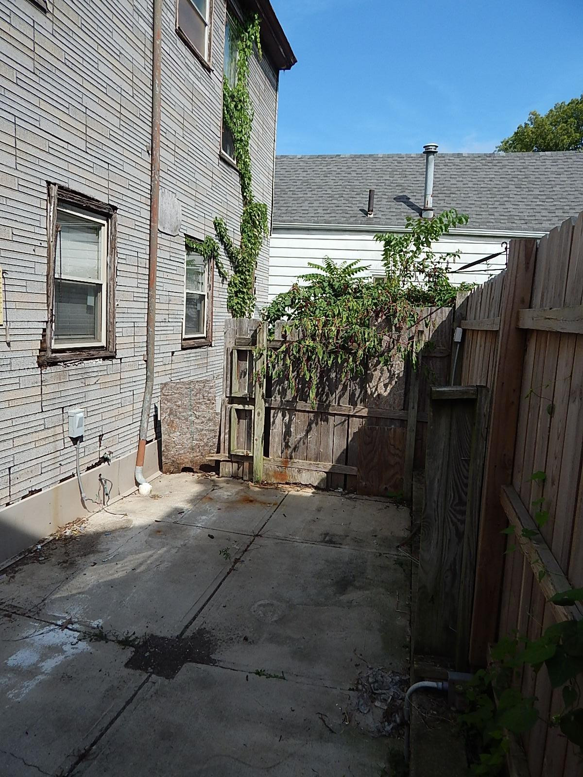 205 East 10th Street Covington, KY 41011 - Photo 4 of 24