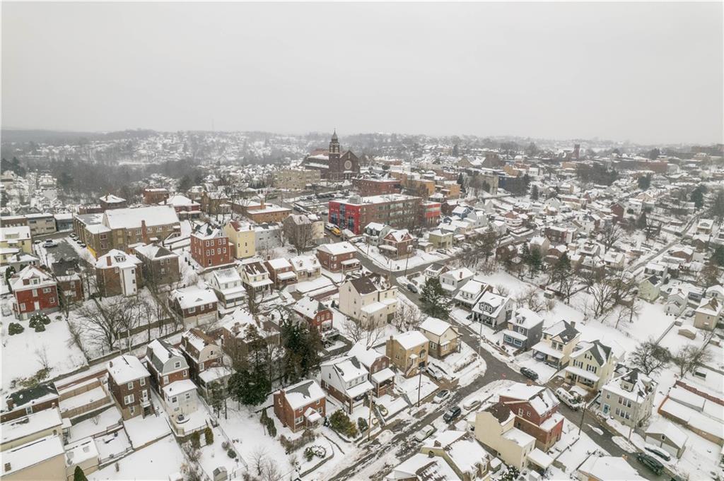 1647 Oakhurst Street Pittsburgh, PA 15210 - Photo 22 of 26
