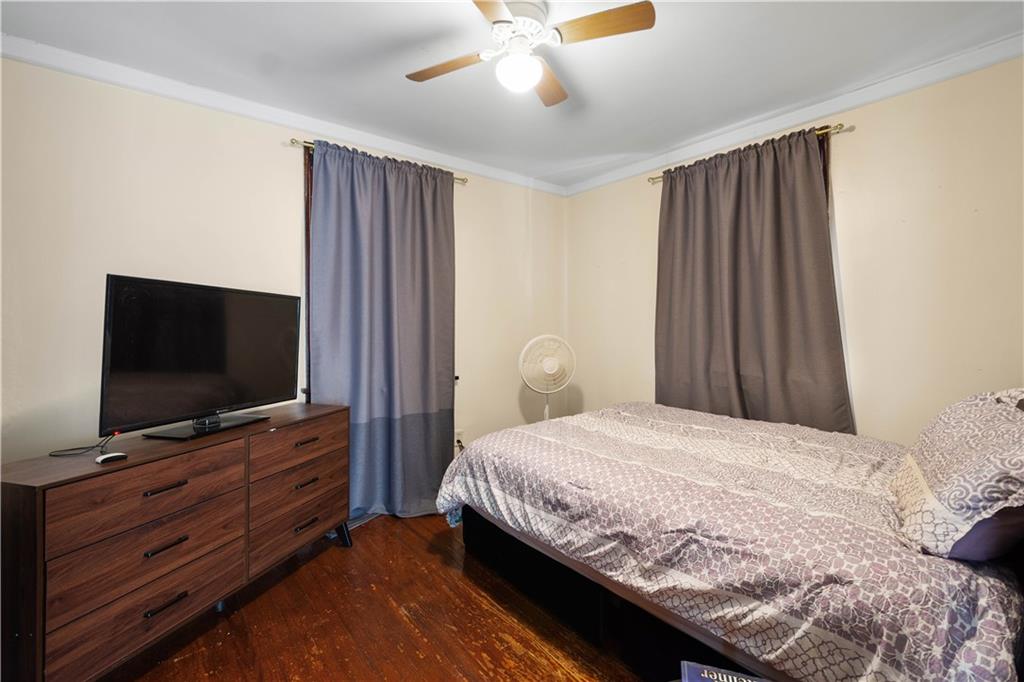 1647 Oakhurst Street Pittsburgh, PA 15210 - Photo 10 of 26