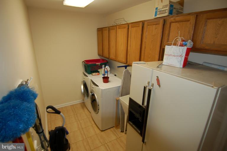 8001 Hilton Road Gaithersburg, MD 20882 - Photo 2 of 28 Interior (General)