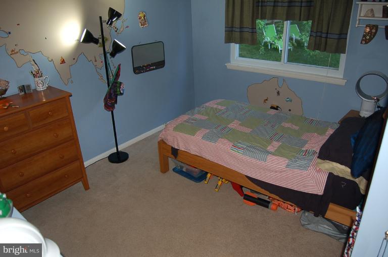 8001 Hilton Road Gaithersburg, MD 20882 - Photo 5 of 28 Bedroom
