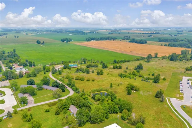 $699,900 | 2701 Golf Course Drive, Marlette, MI 48453