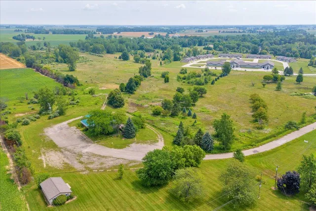 $699,900 | 2701 Golf Course Drive, Marlette, MI 48453