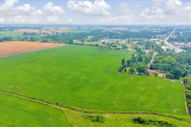 $699,900 | 2701 Golf Course Drive, Marlette, MI 48453