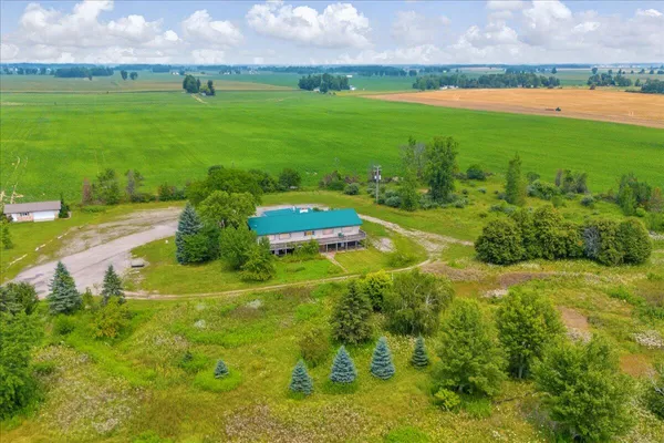 $649,000 | 2701 Golf Course Drive, Marlette, MI 48453