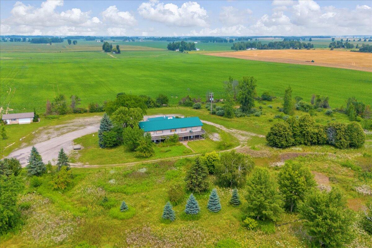 2701 Golf Course Drive Marlette, MI 48453 - Photo 10 of 16 12-DJI_20250730141509_0150_D