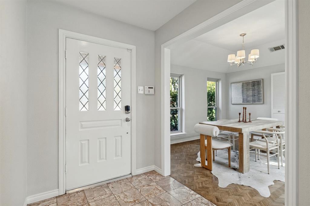 9006 Church Road Dallas, TX 75231 - Photo 4 of 38 Gallery Image 4