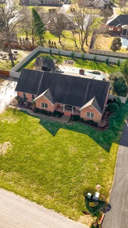 $599,900 | 235 Oxford Street, Hopkinsville, KY 42240