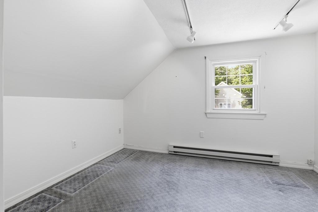 12 Hemlock Road Westford, MA 01886 - Photo 25 of 37
