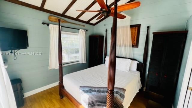 27316 Cayman Lane, Unit A Lower Keys, FL 33042 - Photo 41 of 47 a view of a living room