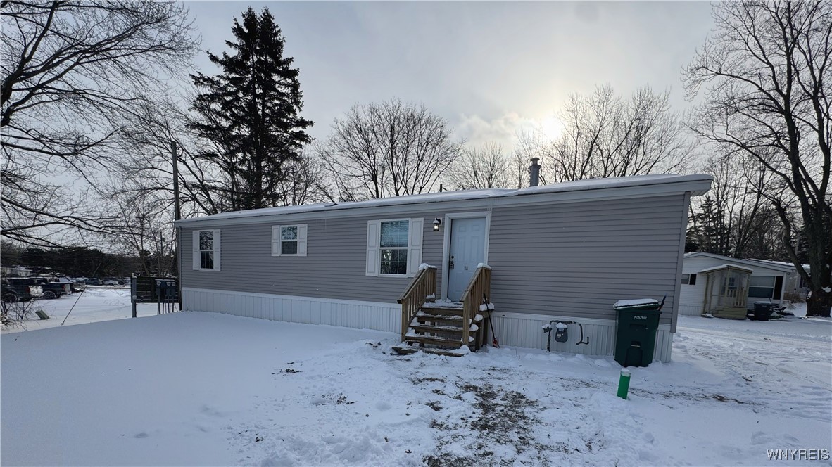 5 Crystal Lane Batavia, NY 14020 - Photo 3 of 22