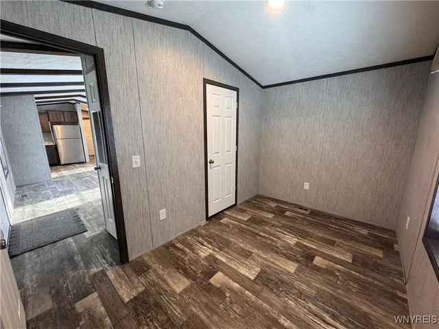 $48,000 | 5 Crystal Lane, Batavia, NY 14020