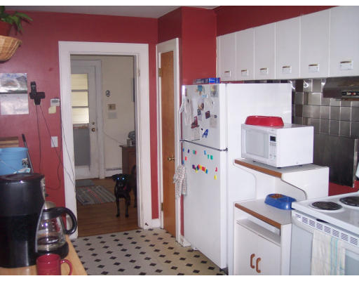 45 Thayer Road Greenfield, MA 01301 - Photo 4 of 12 Gallery Image 4