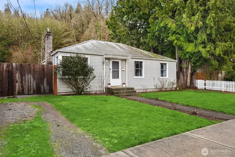 $465,000 | 3404 Southeast 5th Street, Renton, WA 98058