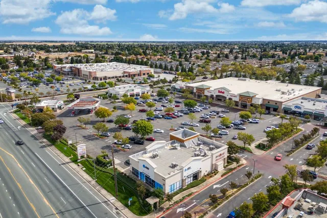 $549,900 | 740 Lake Canyon Avenue, Galt, CA 95632