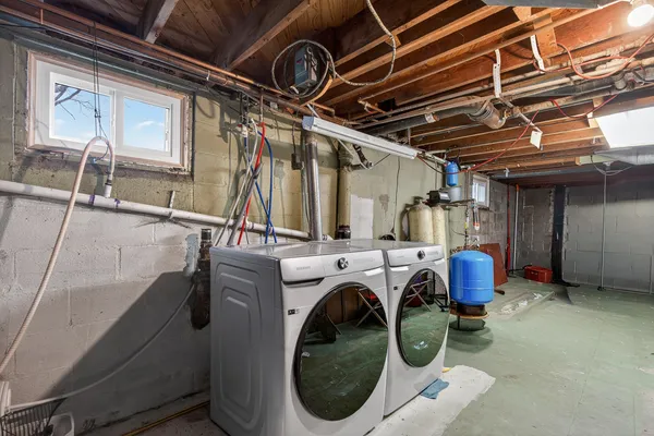 $360,000 | 1519 Highway 251, Steward, IL 60553