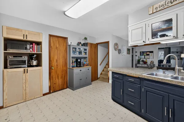 $360,000 | 1519 Highway 251, Steward, IL 60553