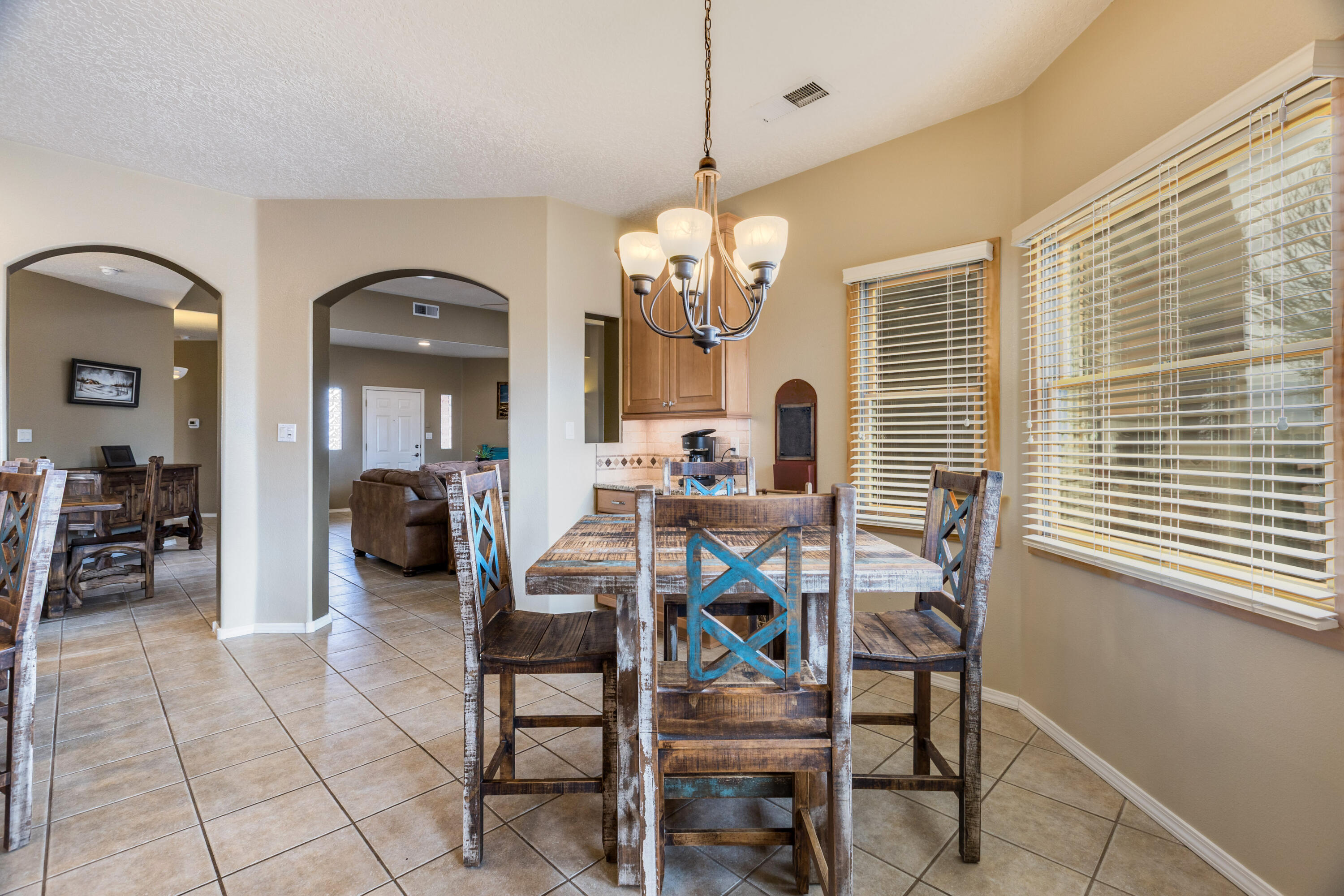 1714 17th Avenue Southeast Rio Rancho, NM 87124 - Photo 13 of 38 Gallery Image 13