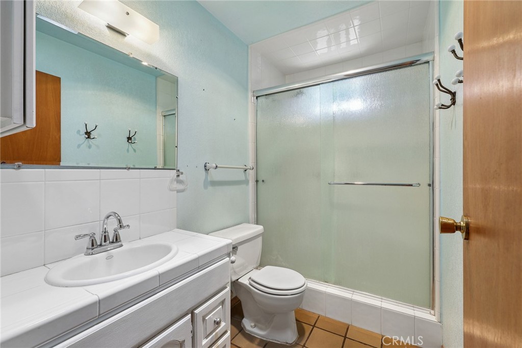 335 Phillips Templeton, CA 93465 - Photo 20 of 35 Bathroom 2