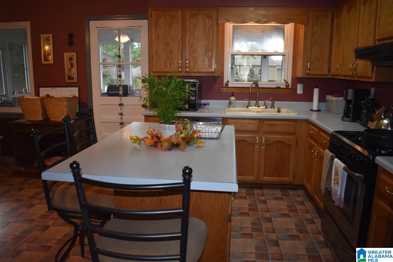 508 Wilderness Road Pelham, AL 35124 - Photo 21 of 38
