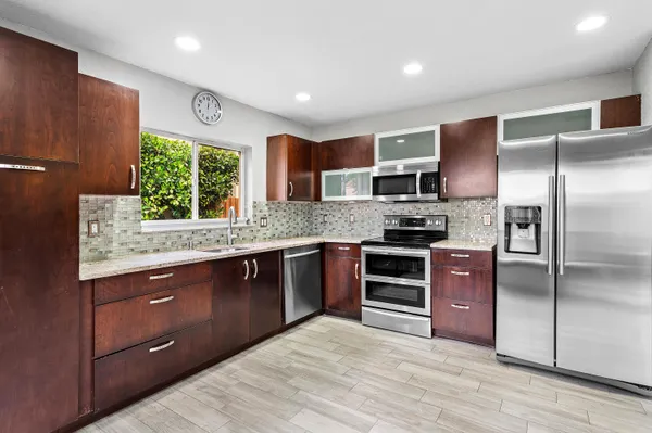 $650,000 | 7665 Northwest 61st Terrace, Parkland, FL 33067