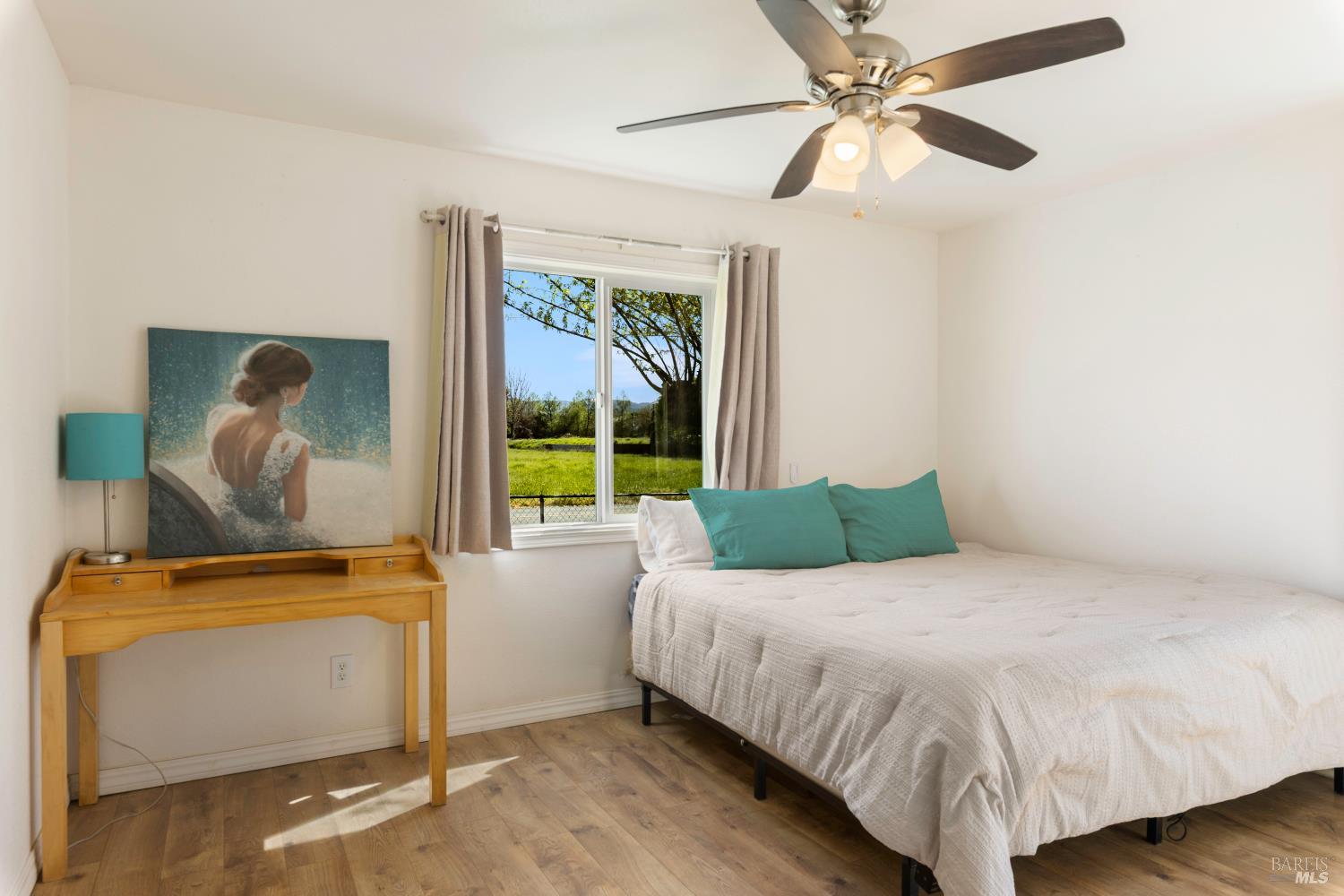 13780 Mountain House Road Hopland, CA 95449 - Photo 13 of 34 a bedroom with a bed and a window