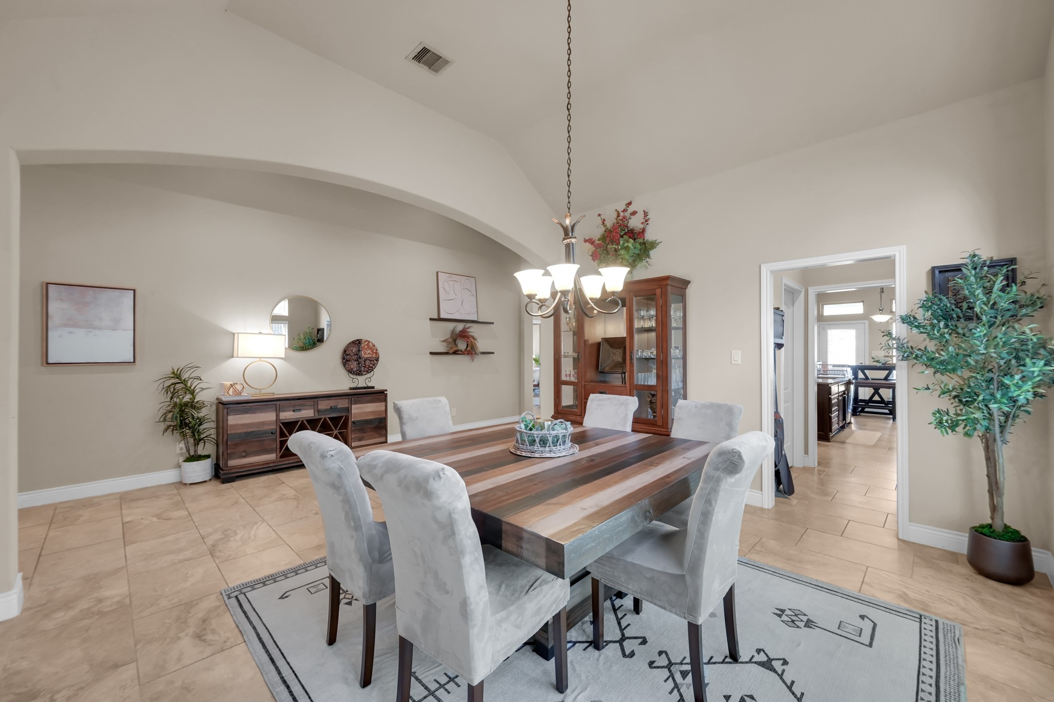 3814 Trophy Ridge Spring, TX 77386 - Photo 11 of 39 a view of a dining room with furniture and chandelier