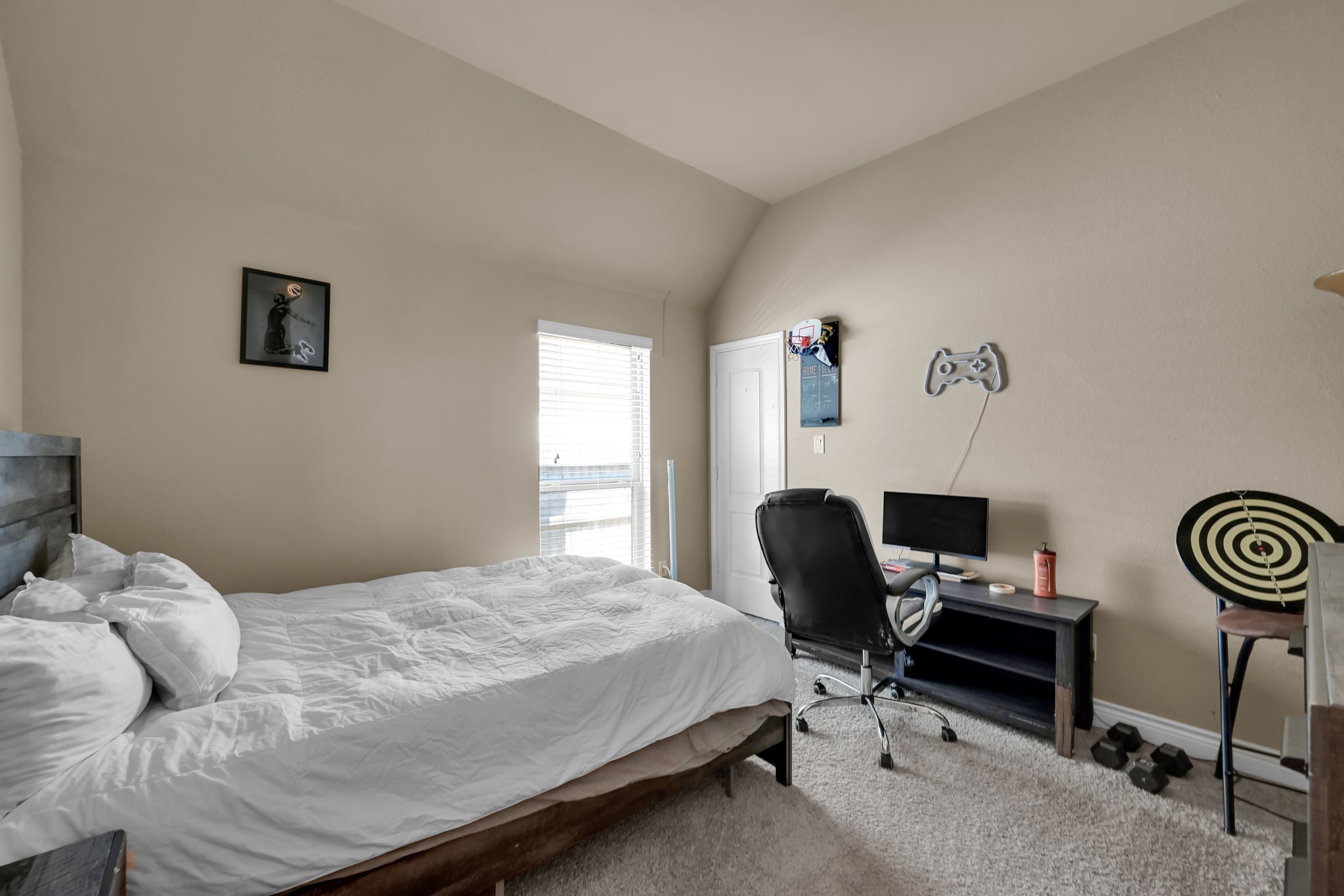 3814 Trophy Ridge Spring, TX 77386 - Photo 32 of 39 a bedroom with a bed and a chair