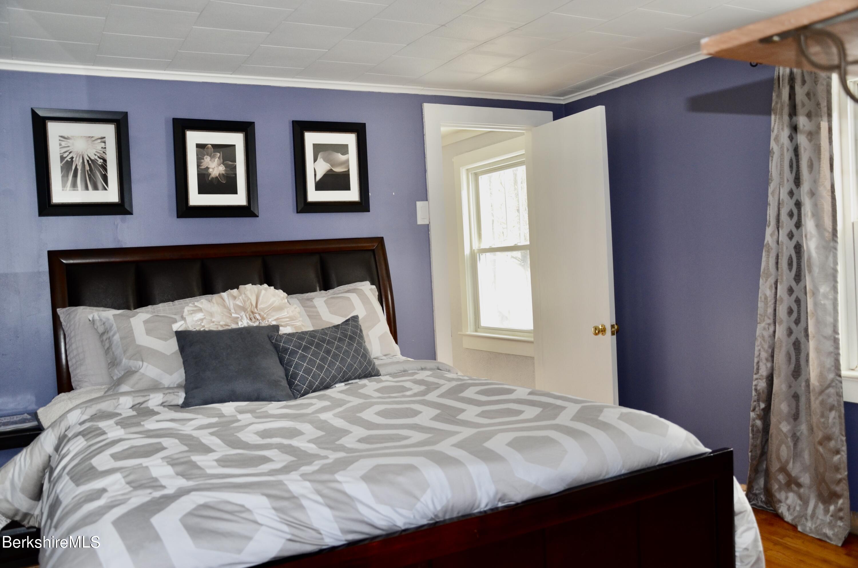 91 Old State Road Lanesborough, MA 01224 - Photo 10 of 21 DSC_0024