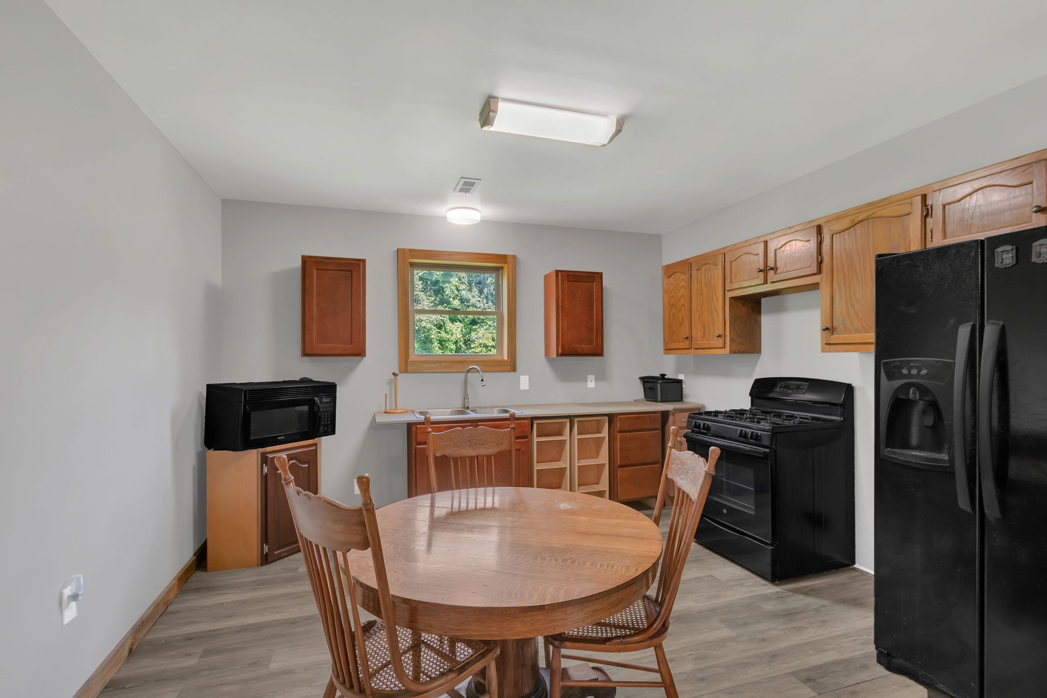 1927 Porterfield Road Readyville, TN 37149 - Photo 8 of 32 Gallery Image 8