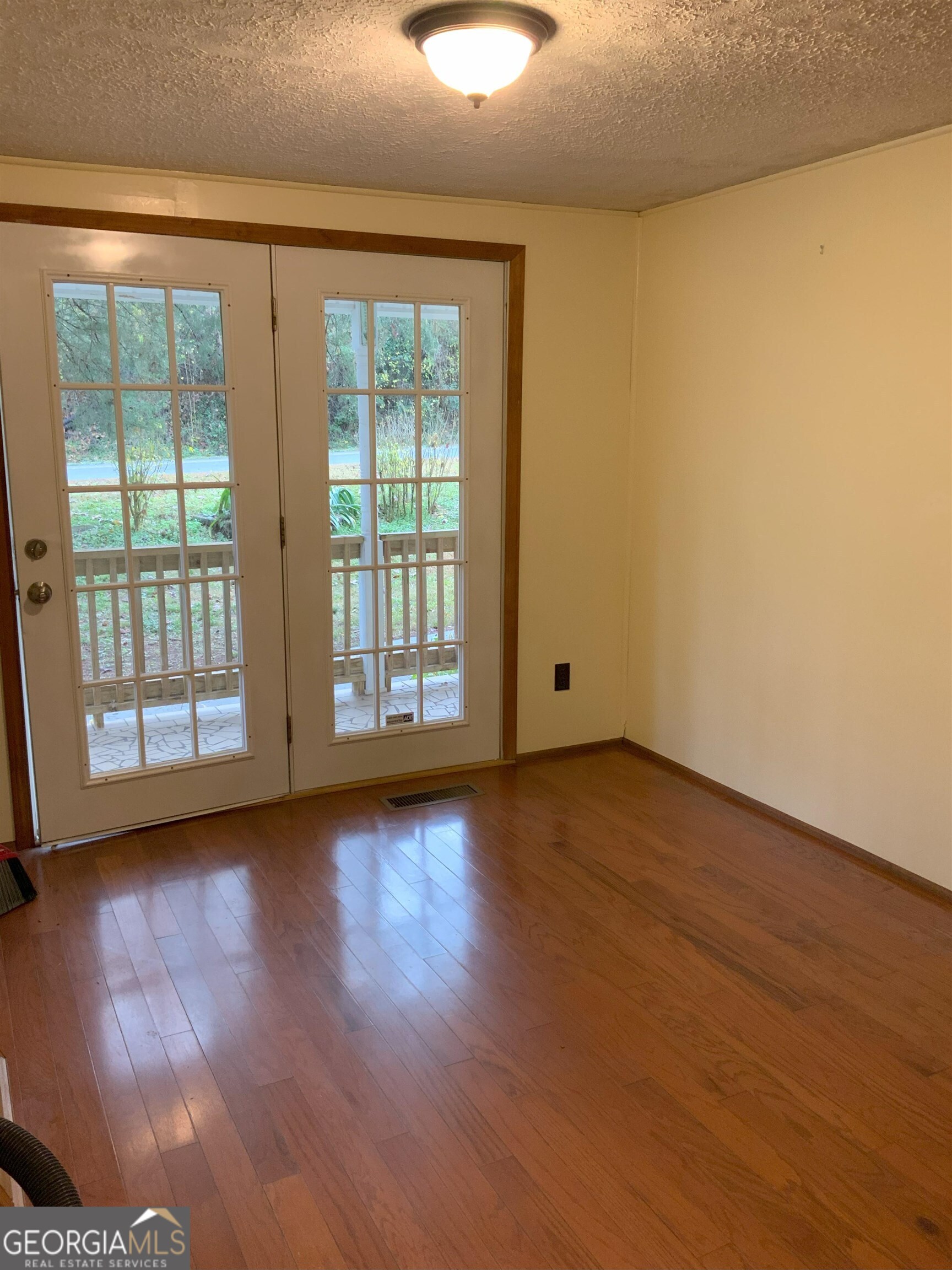 1590 Waterworks Road Commerce, GA 30529 - Photo 11 of 18