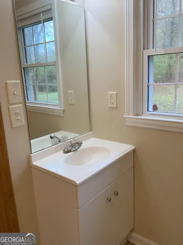 $1,795 | 1590 Waterworks Road, Commerce, GA 30529