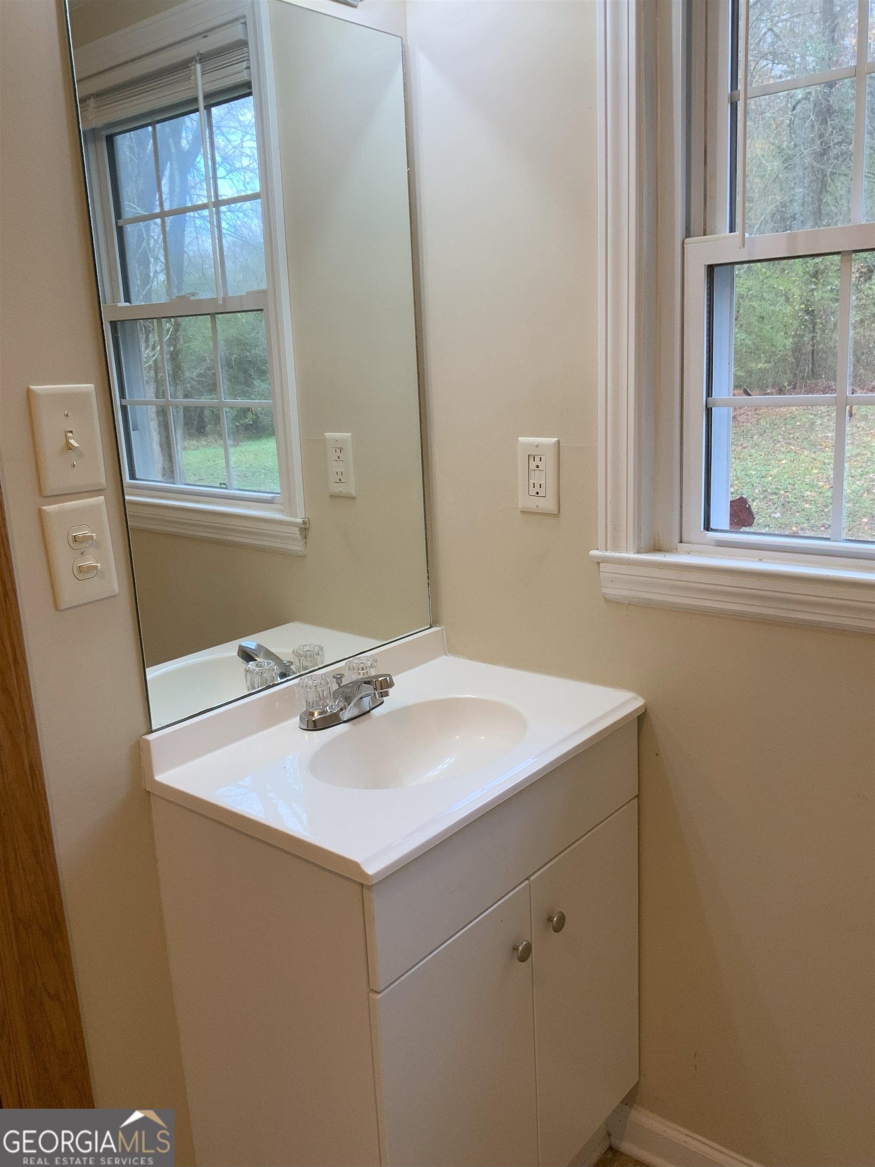 1590 Waterworks Road Commerce, GA 30529 - Photo 9 of 18