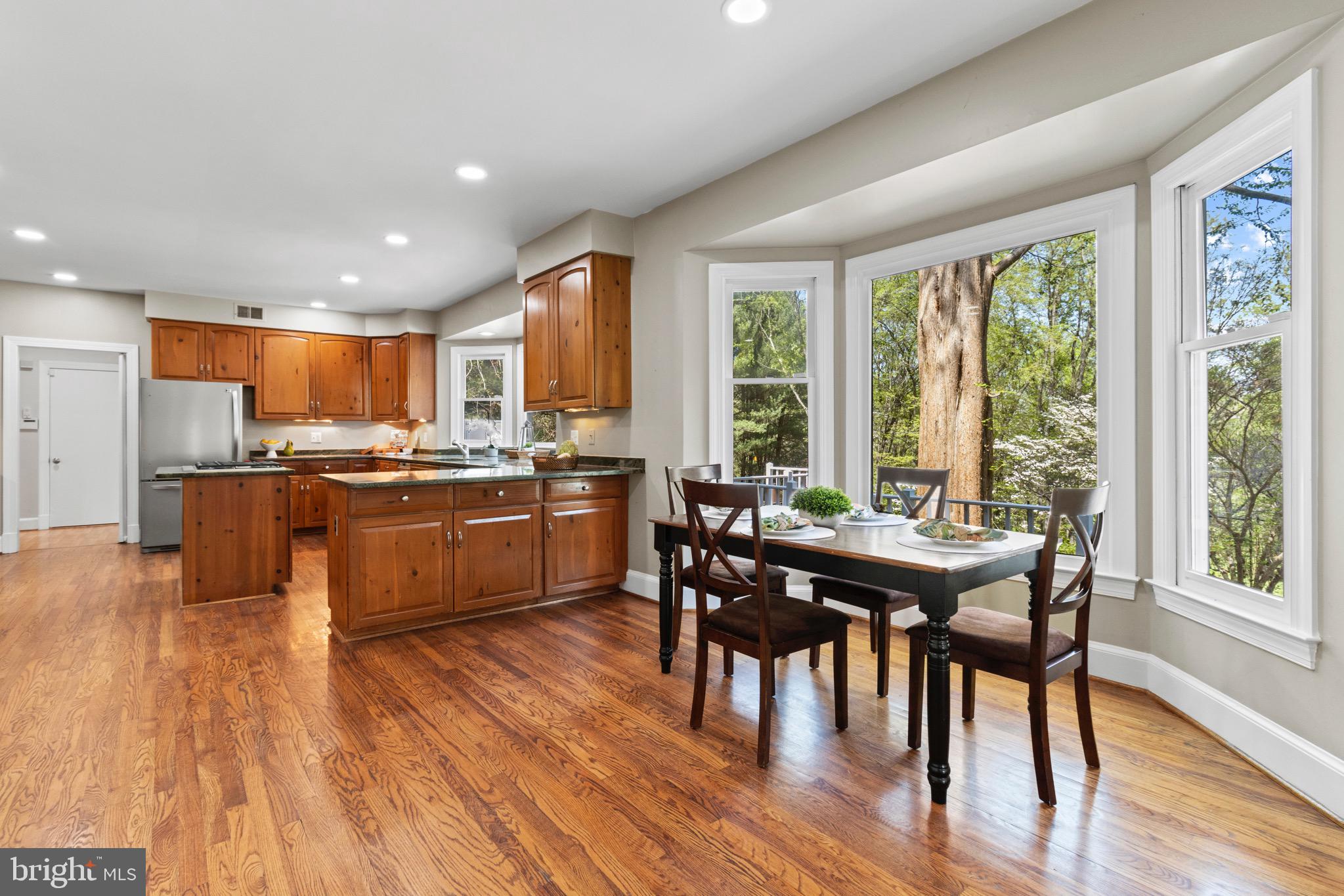 13601 Query Mill Road North Potomac, MD 20878 - Photo 19 of 69 Gourmet Kitchen