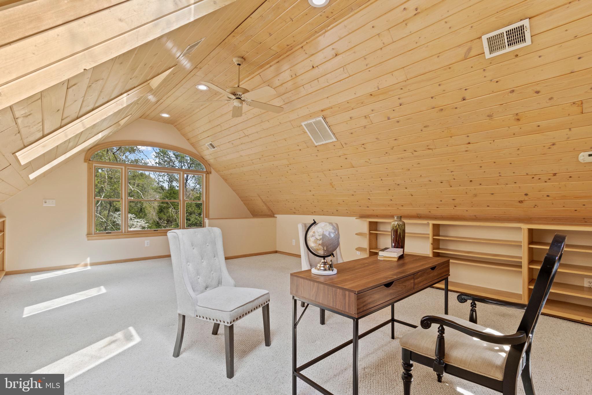 13601 Query Mill Road North Potomac, MD 20878 - Photo 25 of 69 Loft off of Mail Level