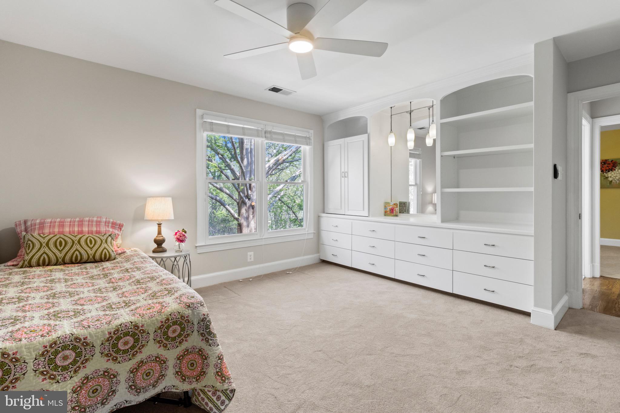 13601 Query Mill Road North Potomac, MD 20878 - Photo 30 of 69 Bedroom