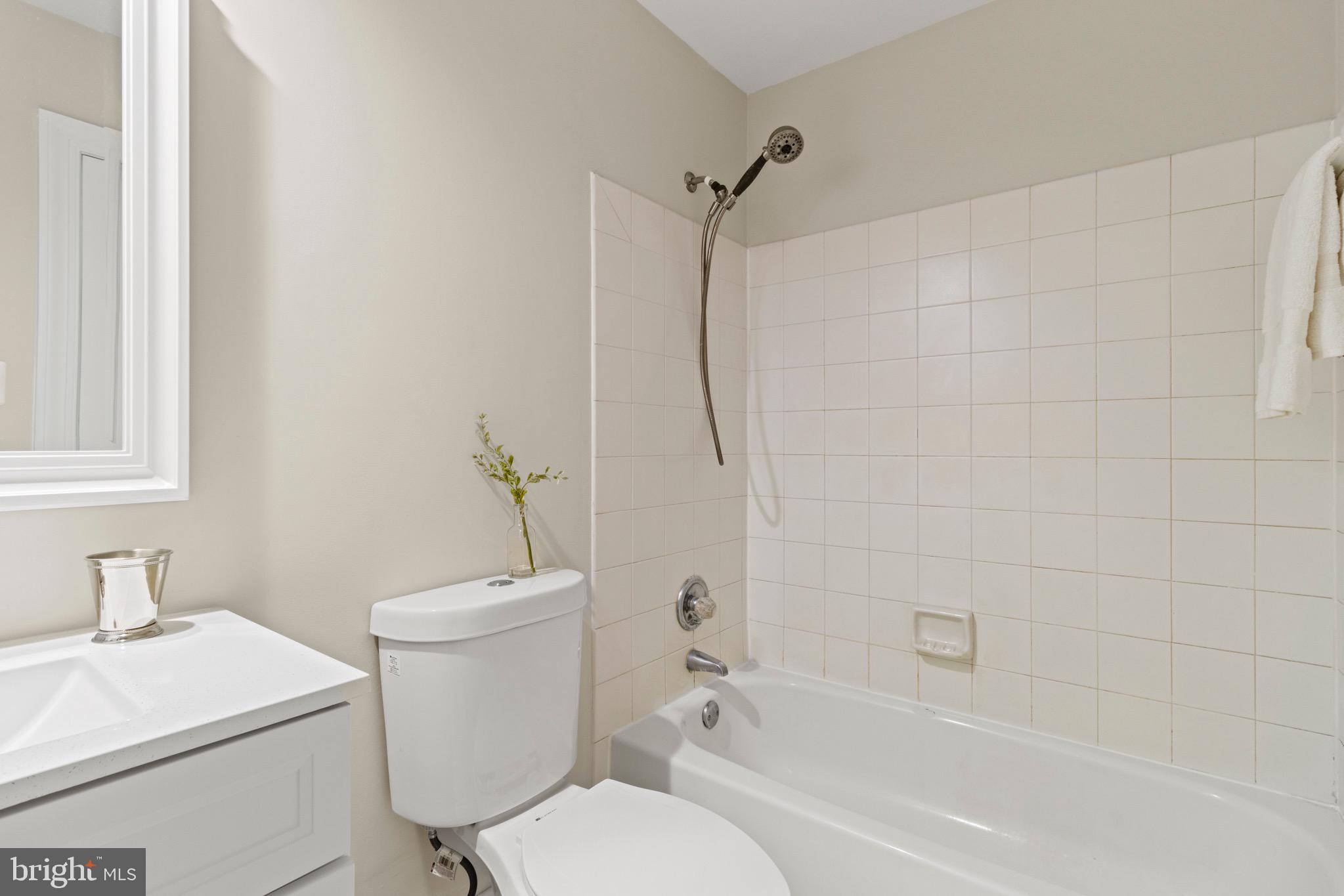 13601 Query Mill Road North Potomac, MD 20878 - Photo 35 of 69 En Suite Bathroom