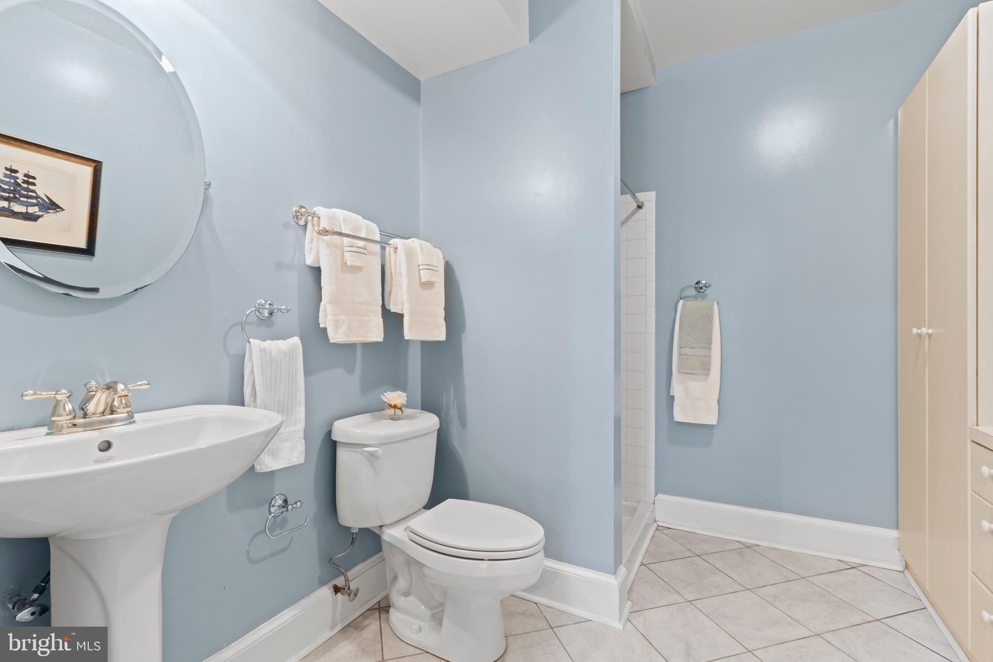 13601 Query Mill Road North Potomac, MD 20878 - Photo 47 of 69 Lower Level Full Bathroom