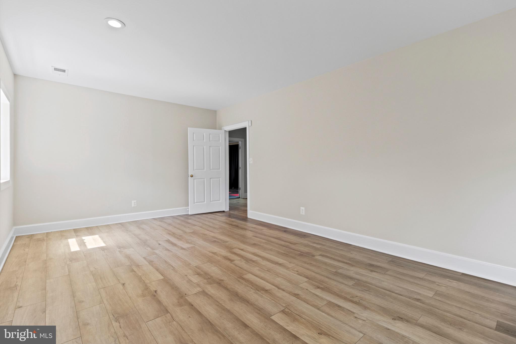 13601 Query Mill Road North Potomac, MD 20878 - Photo 49 of 69 Lower Level Bedroom