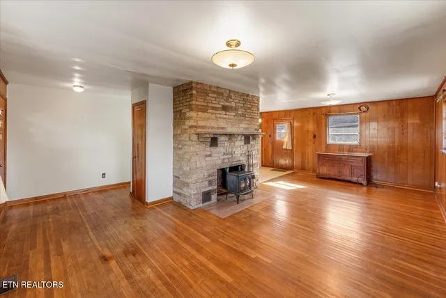 $235,000 | 503 Glendale Avenue, Clinton, TN 37716