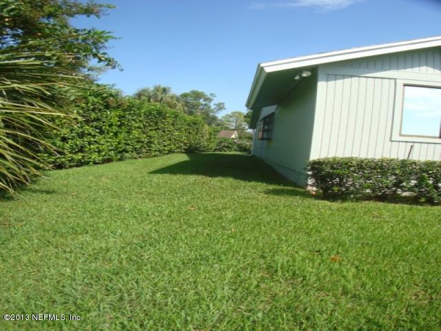 12746 Locren Road Jacksonville, FL 32246 - Photo 3 of 37 SIDEYARD