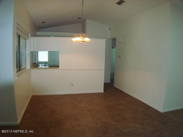 12746 Locren Road Jacksonville, FL 32246 - Photo 10 of 37 DINING ROOM AREA W/ PASS THRU TO KITCHEN