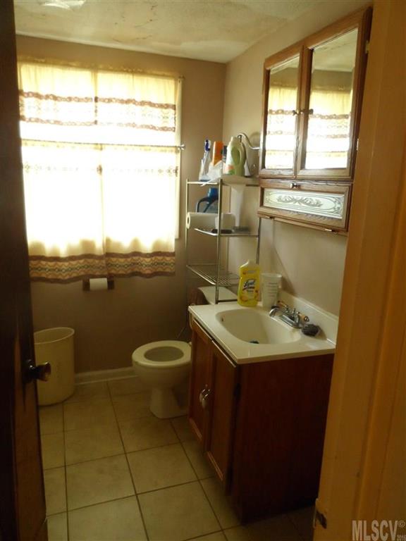 3411 Spencer Road Conover, NC 28613 - Photo 4 of 17 Gallery Image 4