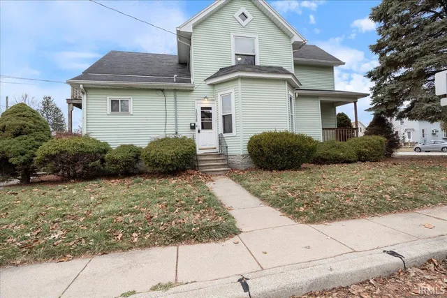 $179,000 | 1018 Bell Avenue, Unit 2, New Haven, IN 46774