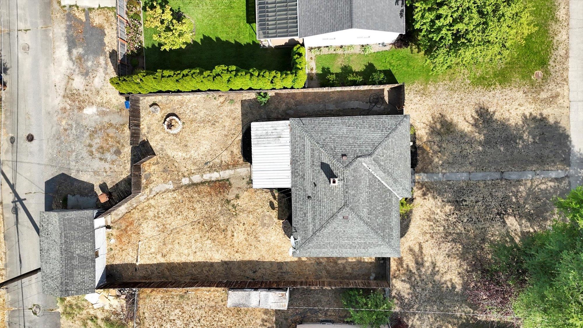 903 East Rowan Avenue Spokane, WA 99207 - Photo 14 of 23