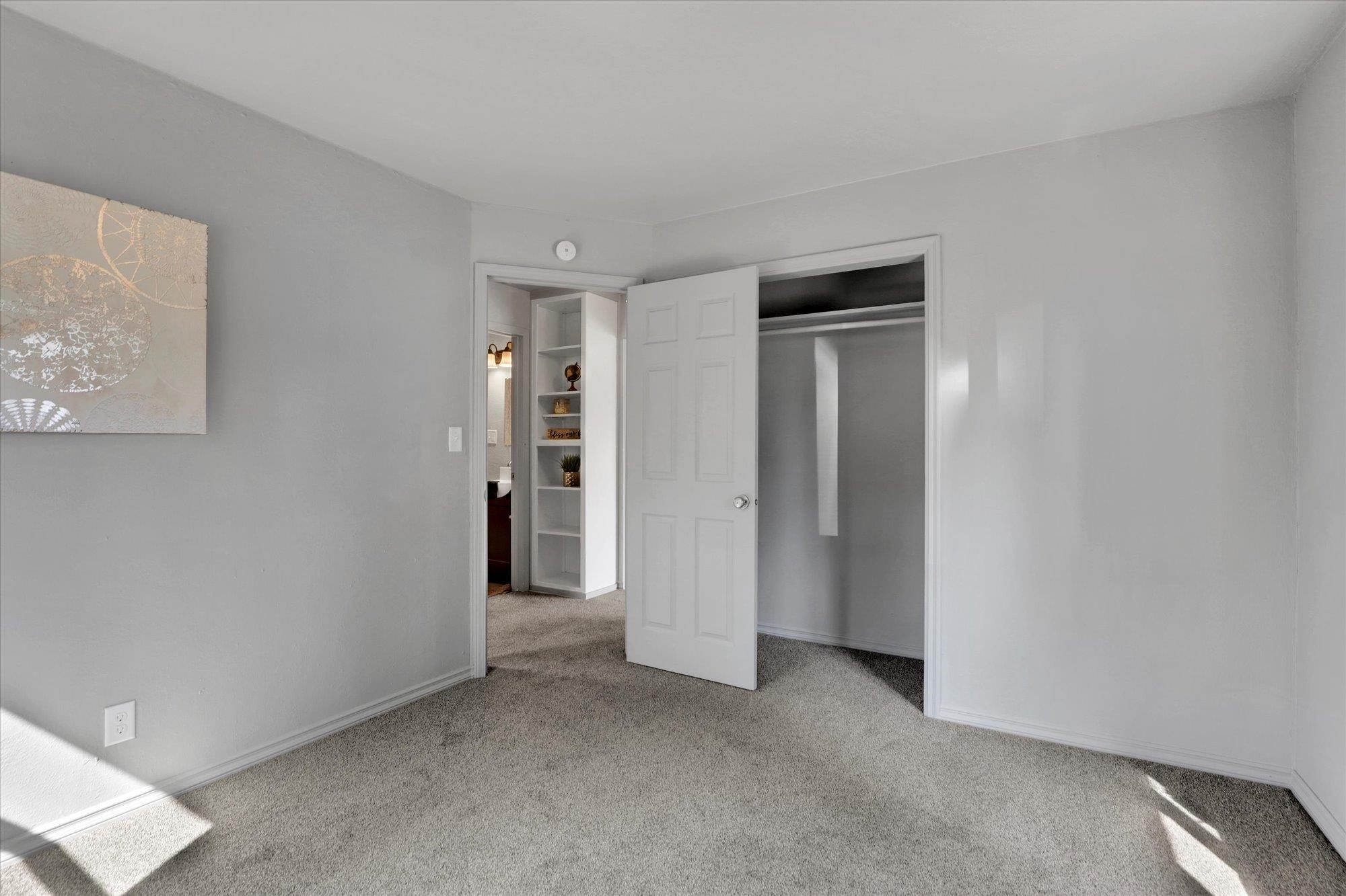 903 East Rowan Avenue Spokane, WA 99207 - Photo 9 of 23